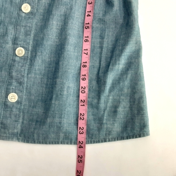 J. Crew tank top light blue chambray blouse faux button front women size medium - Picture 12 of 12